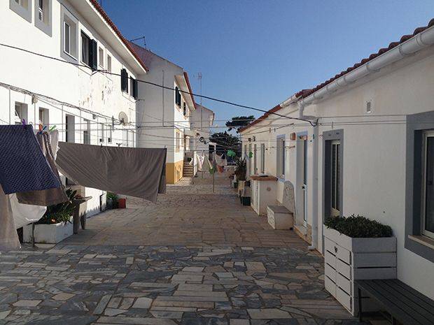 rue-typique-village-portugal